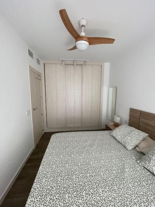 Lovely Beach Apartment Rincon de la Victoria Ngoại thất bức ảnh