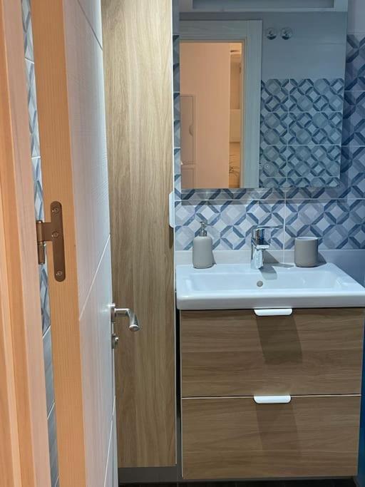 Lovely Beach Apartment Rincon de la Victoria Ngoại thất bức ảnh