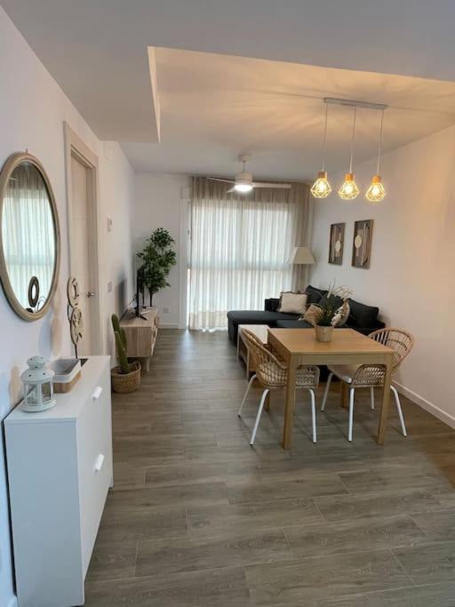 Lovely Beach Apartment Rincon de la Victoria Ngoại thất bức ảnh